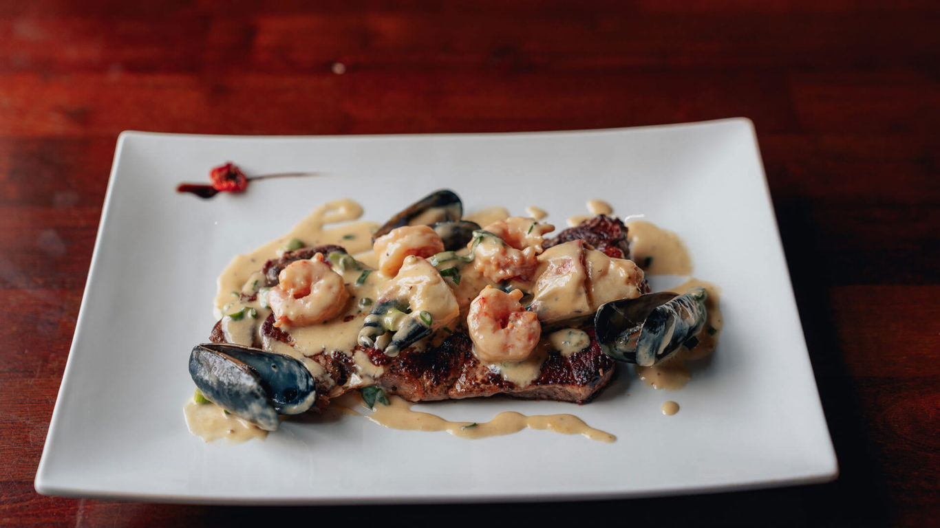 mckeever-dillons-dining-05